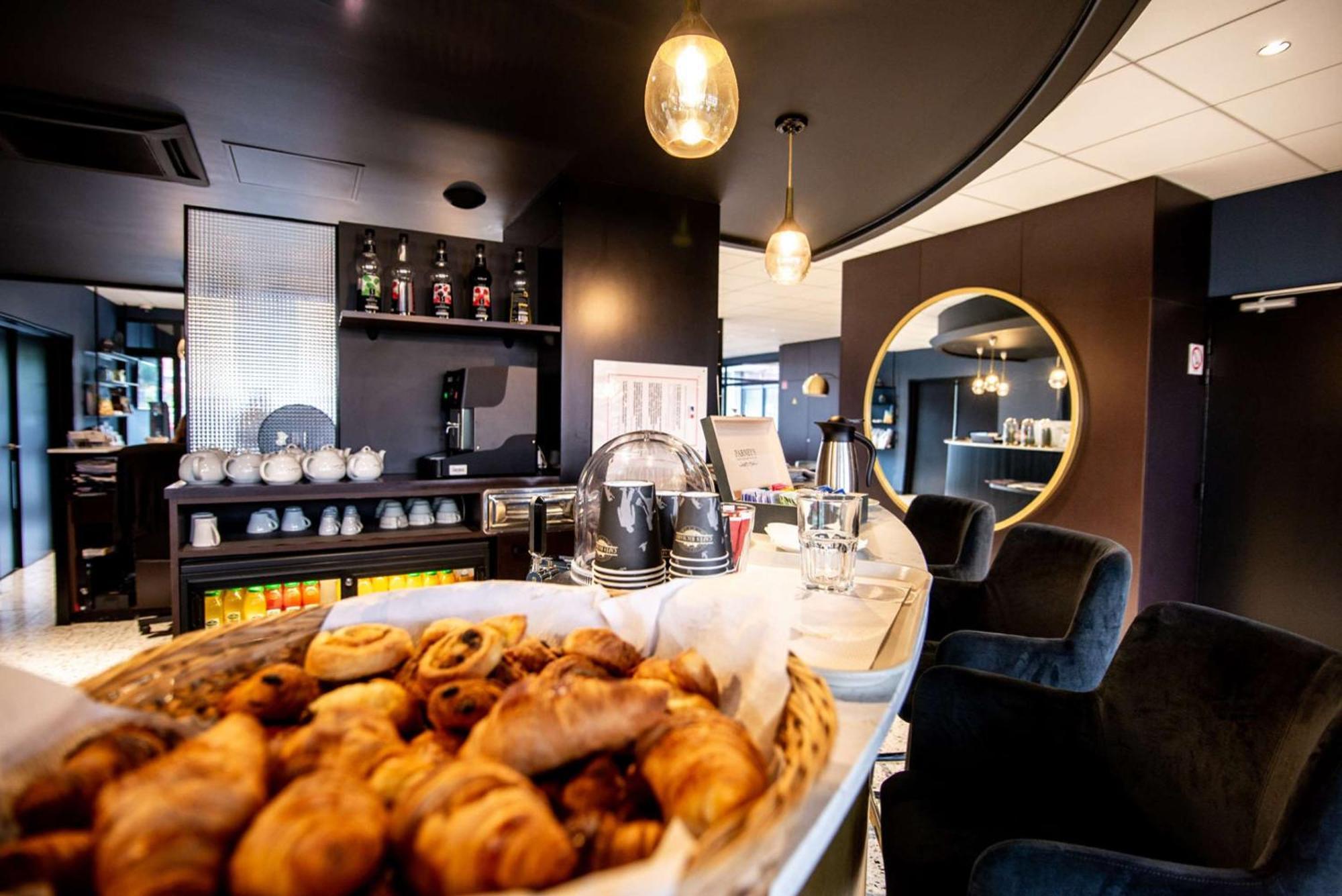 Brit Hotel Du Stade Rennes Ouest Экстерьер фото