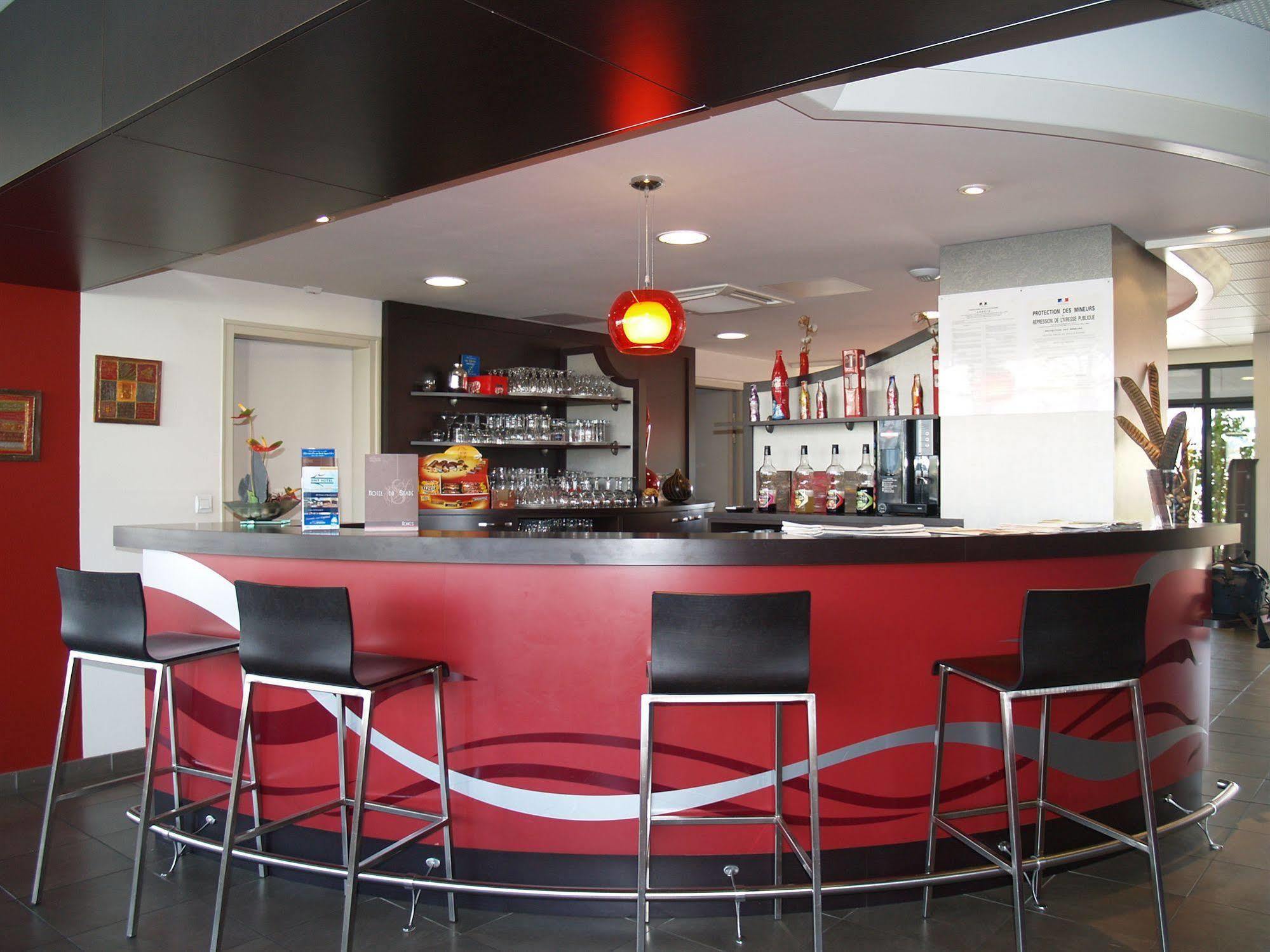 Brit Hotel Du Stade Rennes Ouest Экстерьер фото